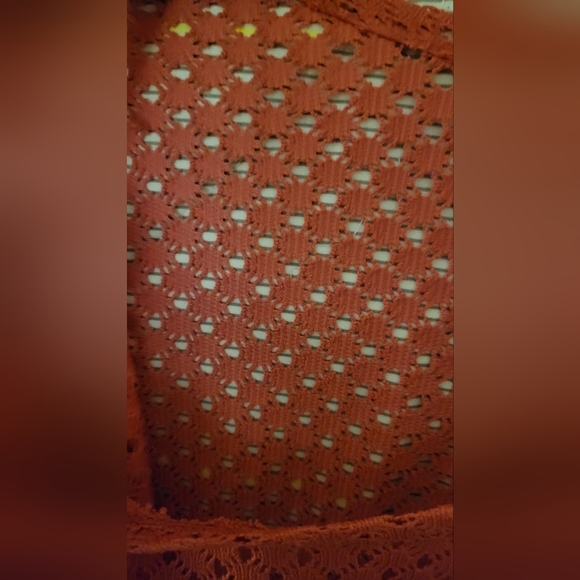 Slinky Batwing 1X See Through Top - Picture 4 of 4